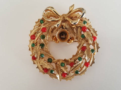 1960s ART Christmas Wreath Brooch with Bells and a Bow