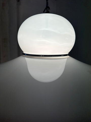 Lustre de restaurant style crème ovni | Luminaires sur Lustre de restaurant style crème ovni | Luminaires sur