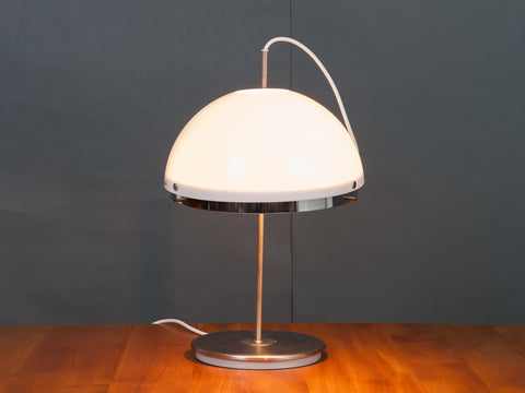 Vintage Conchiglia table lamp, Guzzini