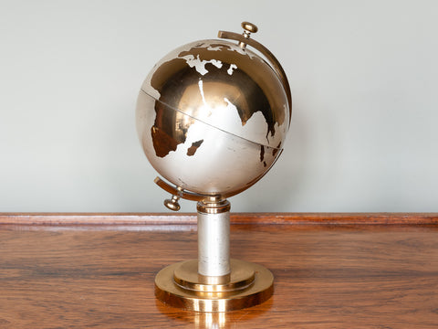 don draper cigarette holder VINTAGE ANGLED WORLD GLOBE GOLD CIGARETTE HOLDER DISPENSER – retro living uk don draper cigarette holder VINTAGE ANGLED WORLD GLOBE GOLD CIGARETTE HOLDER DISPENSER – retro living uk