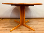1960s Gudme Møblefabrik Teak Extending Pedestal Dining Table
